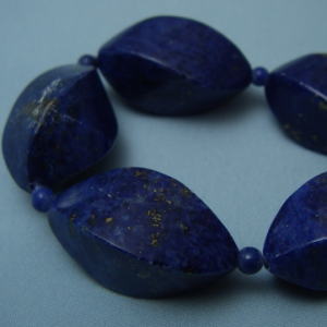 天然石ビーズ,ラピスラズリ,ラピス,瑠璃,レガーロ