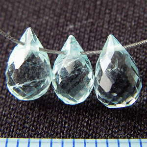 �A�N�A�}�����E�h���b�v�`�V�R�΃r�[�Y�E���K�[��