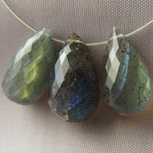 天然石ビーズ,ラブラトライト,レガーロ