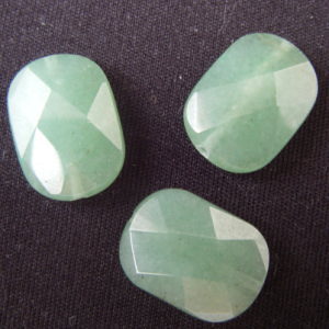 �A�x���`�������`�V�R�΃r�[�Y�E�p���[�X�g�[���̂��X�����K�[����